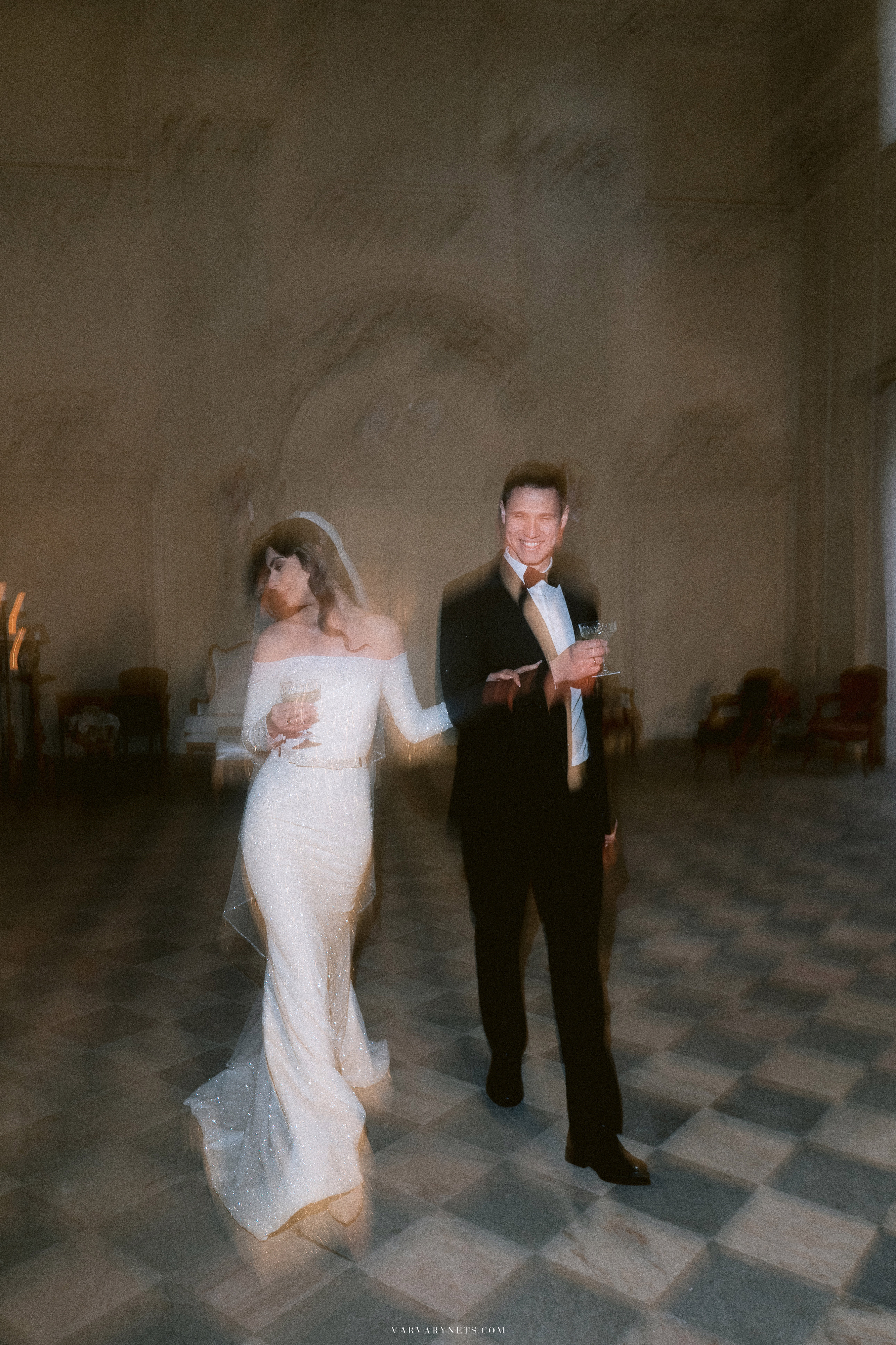 Whispers of Romance - Thomas & Violeta's Wedding. Vitalie Varvarynets — Prague Wedding Photographer