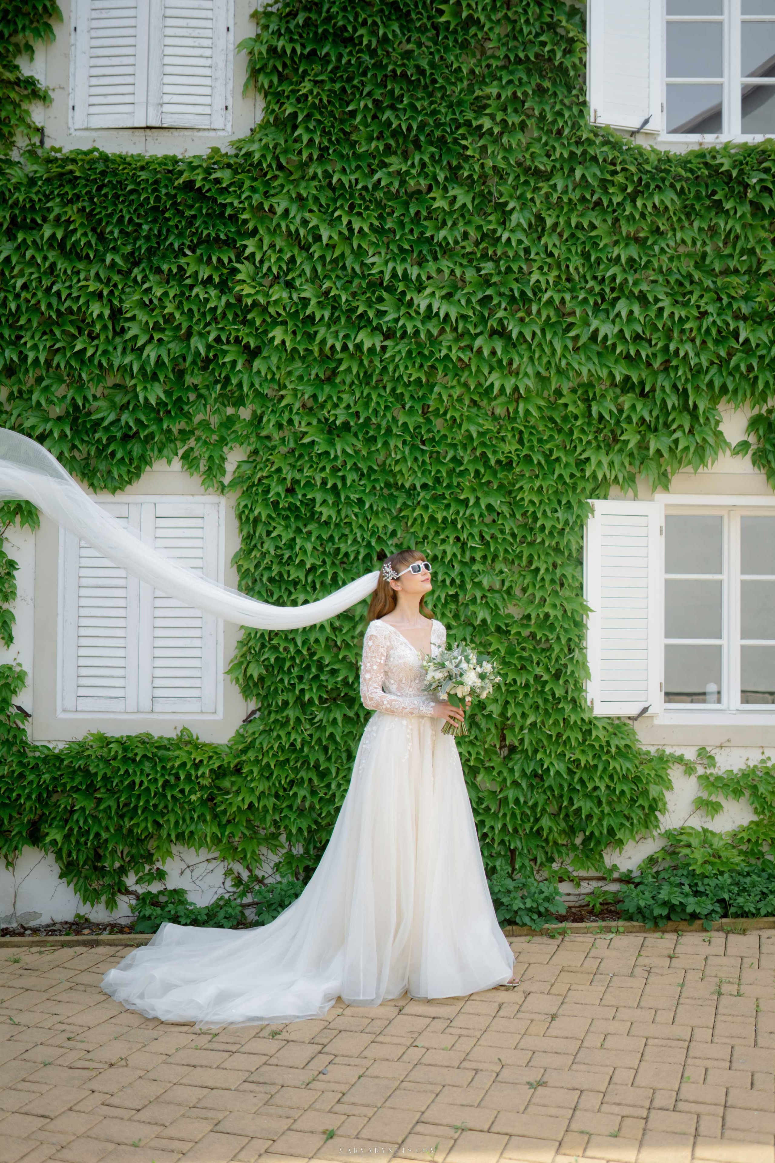 Whispers of Romance - Thomas & Violeta's Wedding. Vitalie Varvarynets — Prague Wedding Photographer