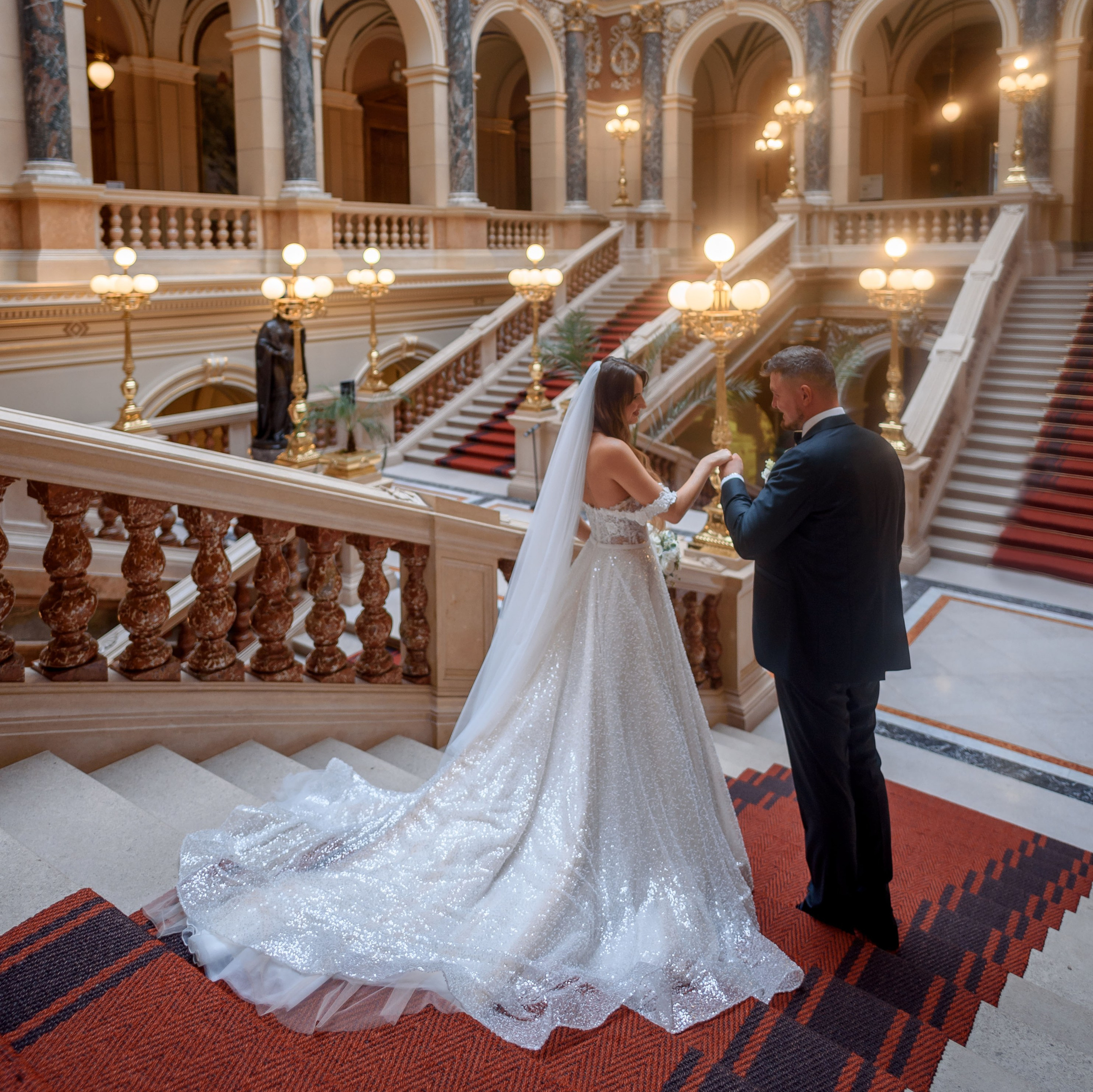 Price. Wedding and family photographer