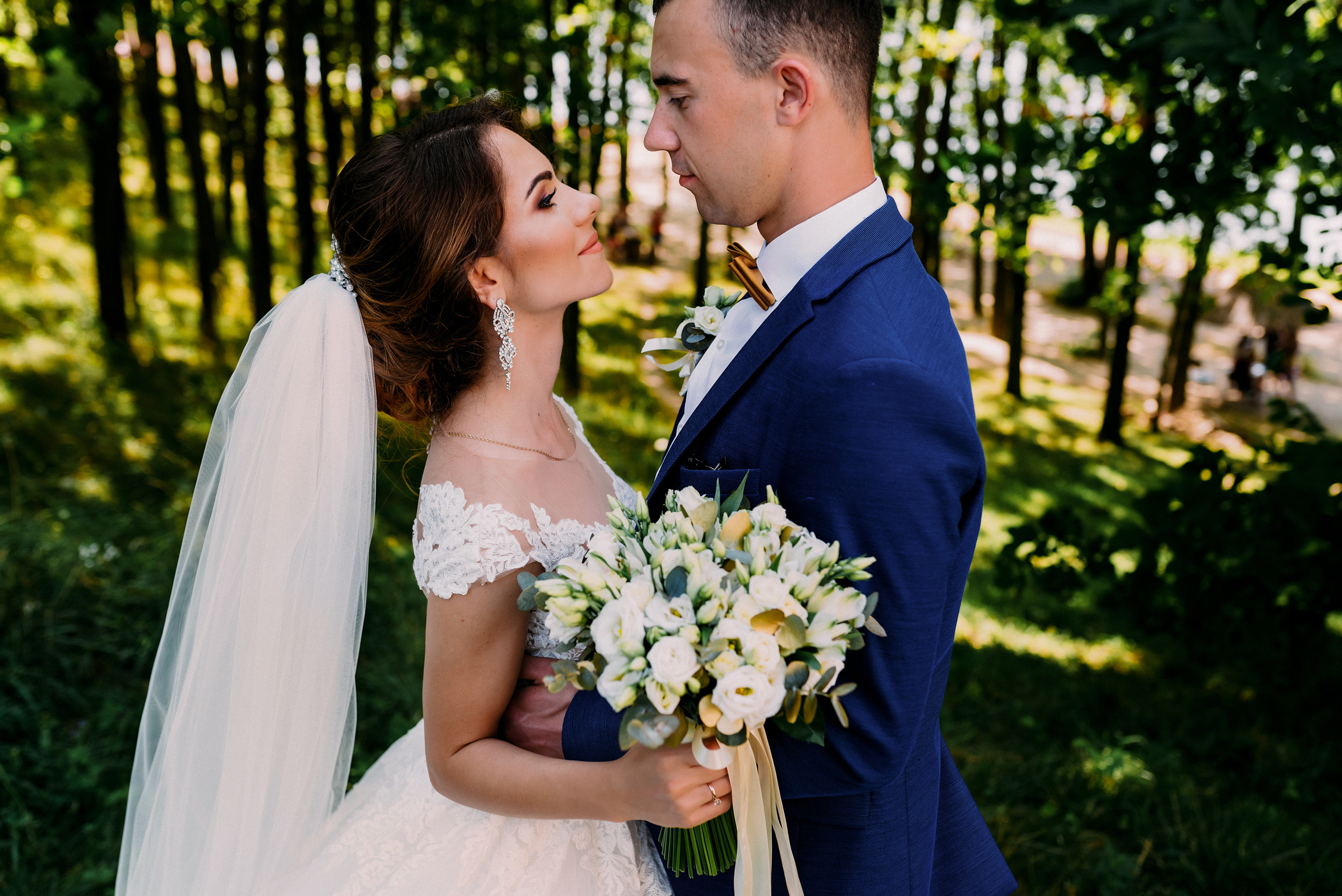 Тепле літнє весілля Юлії та Івана. Весільний фотограф | Рівне | Львів | Ваш фотограф на весілля