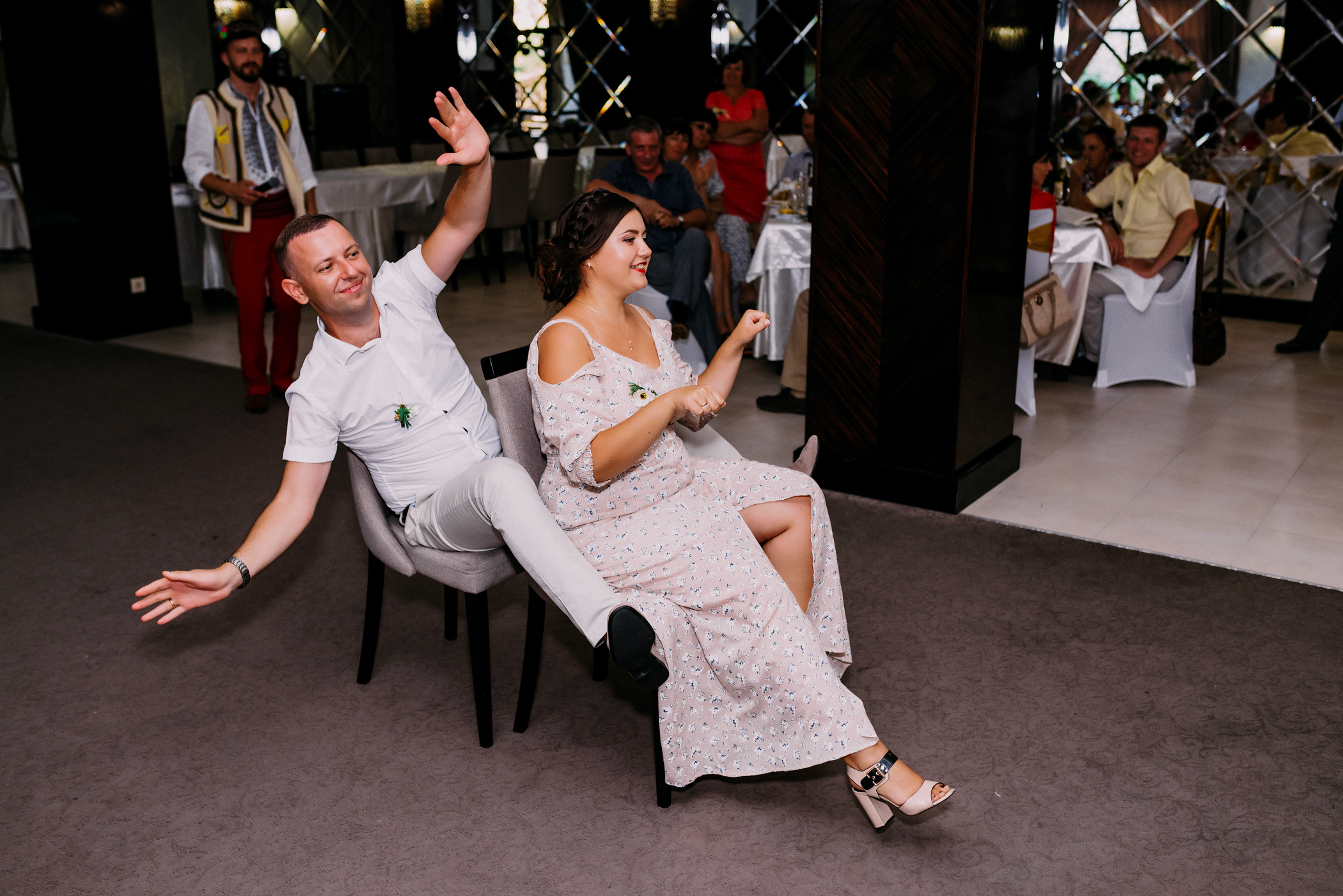 Тепле літнє весілля Юлії та Івана. Весільний фотограф | Рівне | Львів | Ваш фотограф на весілля