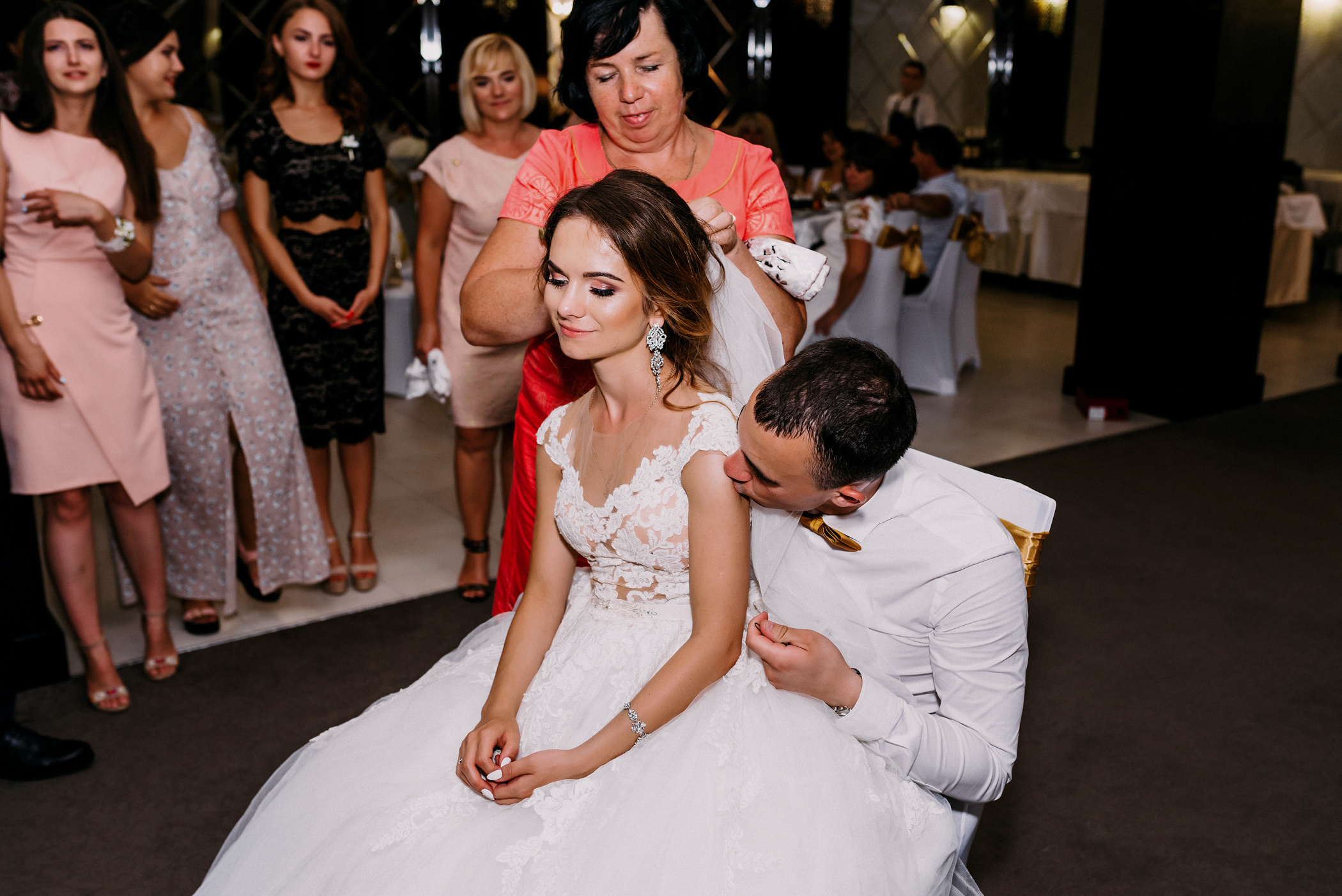 Тепле літнє весілля Юлії та Івана. Весільний фотограф | Рівне | Львів | Ваш фотограф на весілля