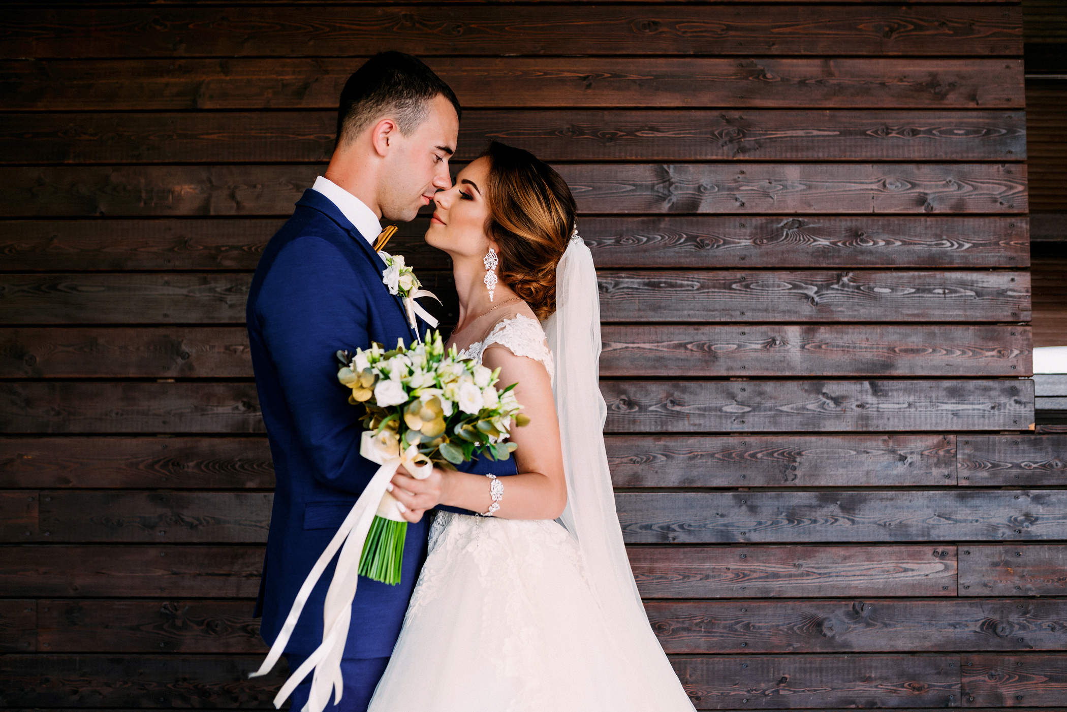 Тепле літнє весілля Юлії та Івана. Весільний фотограф | Рівне | Львів | Ваш фотограф на весілля